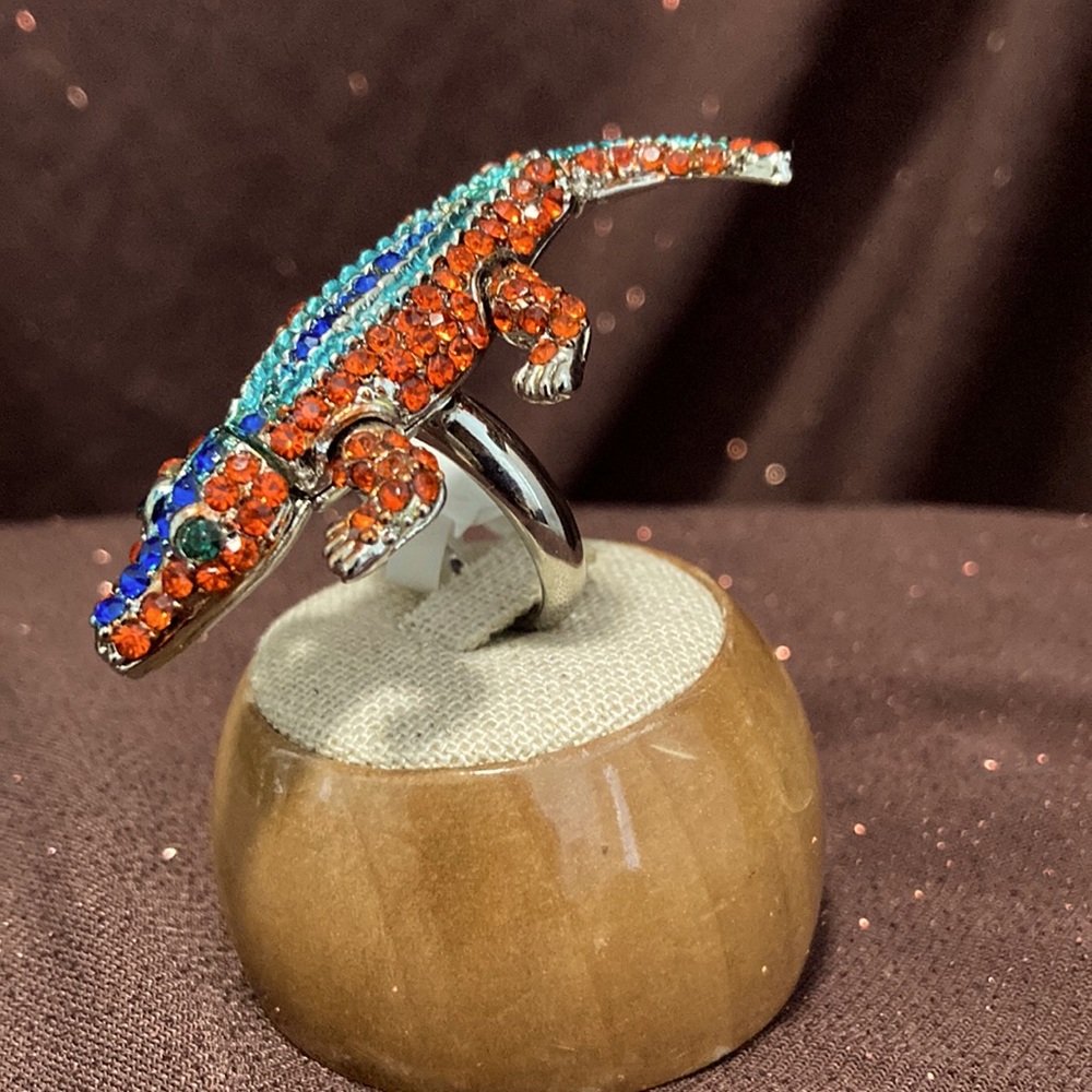 Incredible Alligator 🐊 Ring size 8